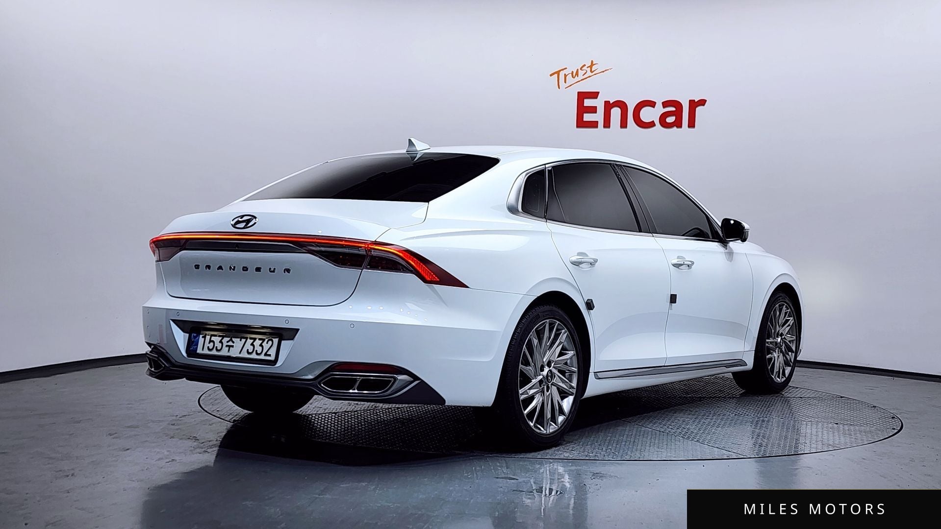 Hyundai Grandeur 2021 — фото 1 из 12