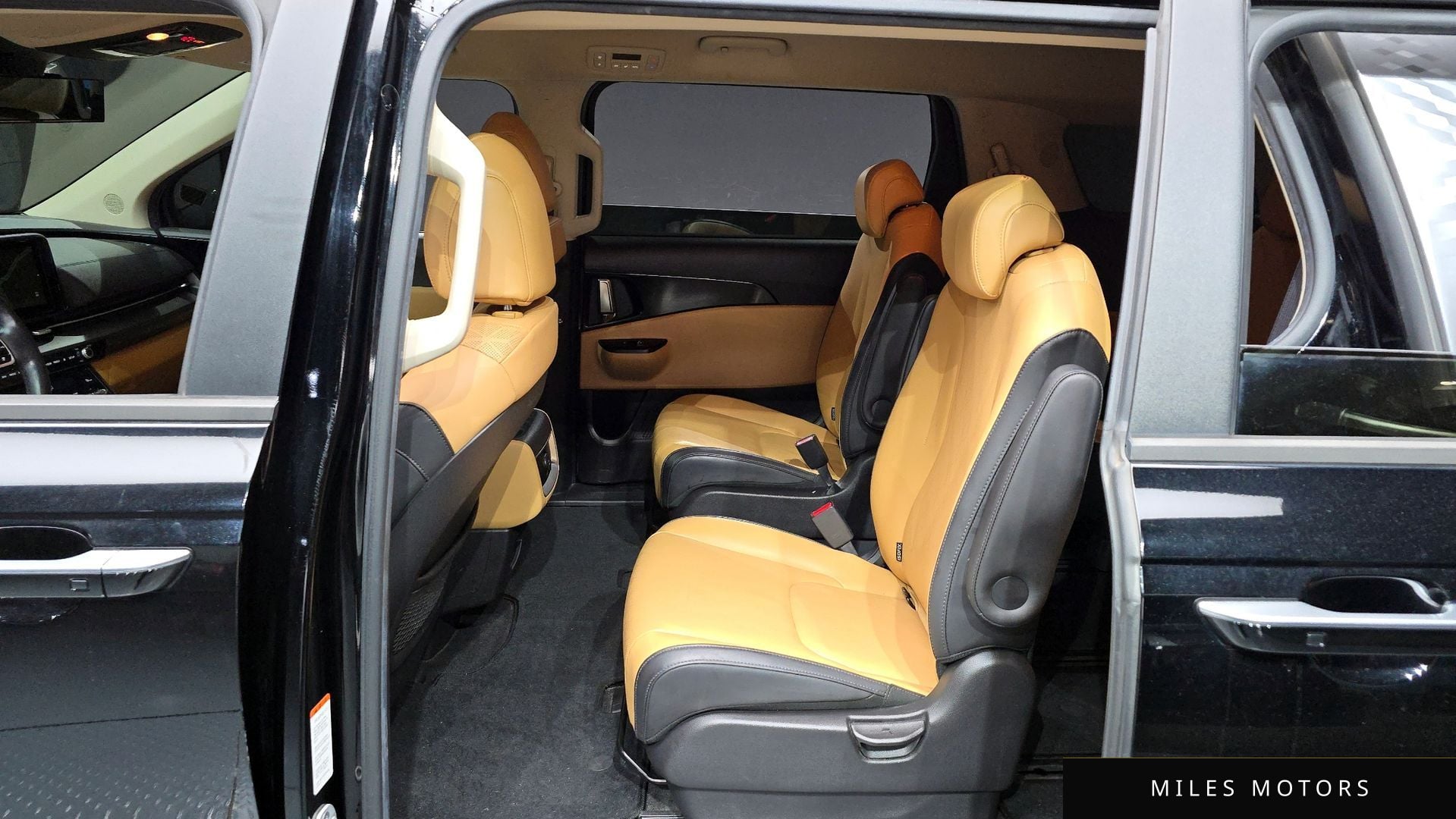 Kia Carnival 2021 — миниатюра 12