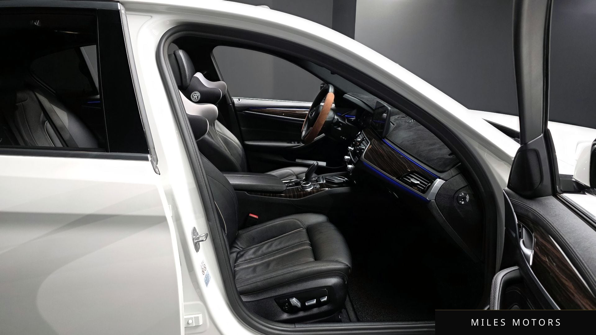 BMW 5시리즈 (G30) 2022 — миниатюра 10