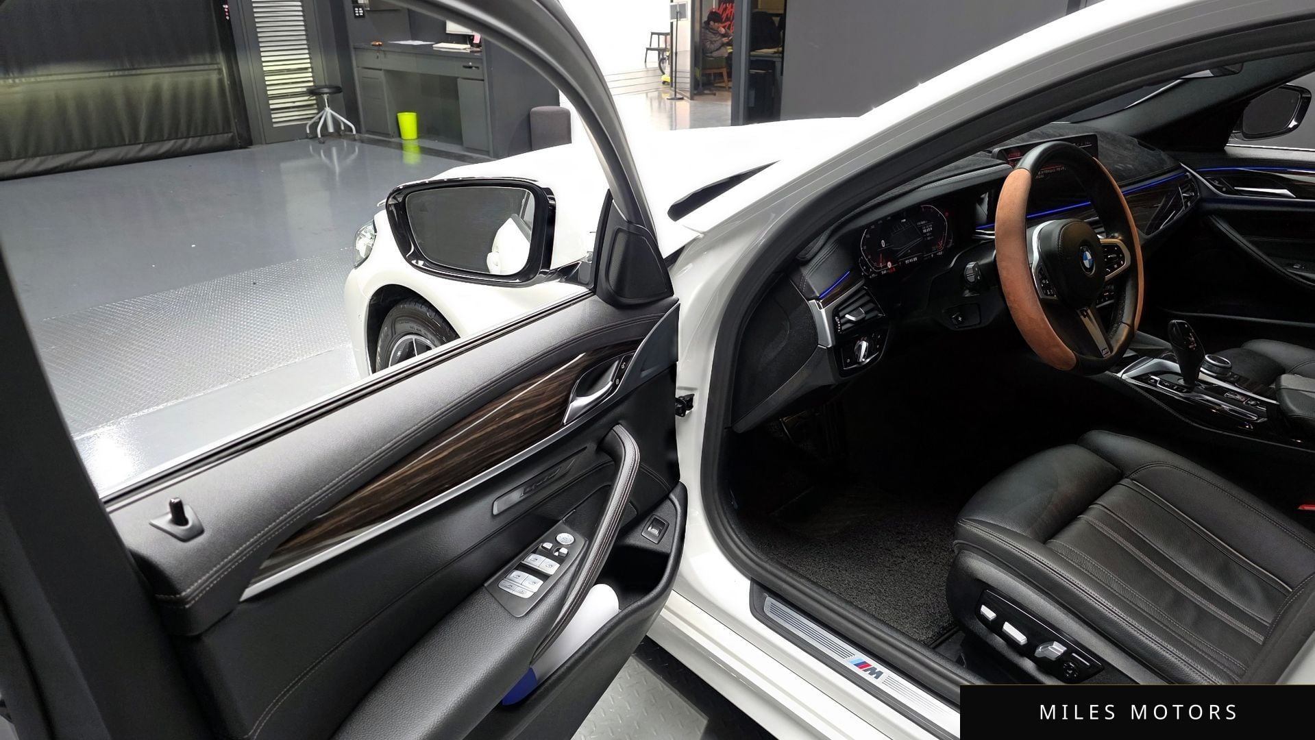 BMW 5시리즈 (G30) 2022 — миниатюра 11