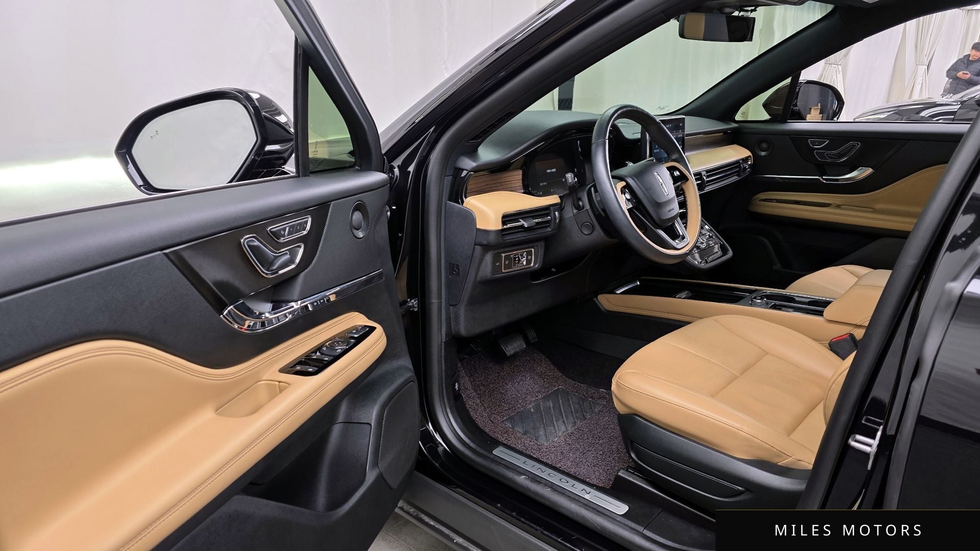 Lincoln 코세어 2022 — миниатюра 10