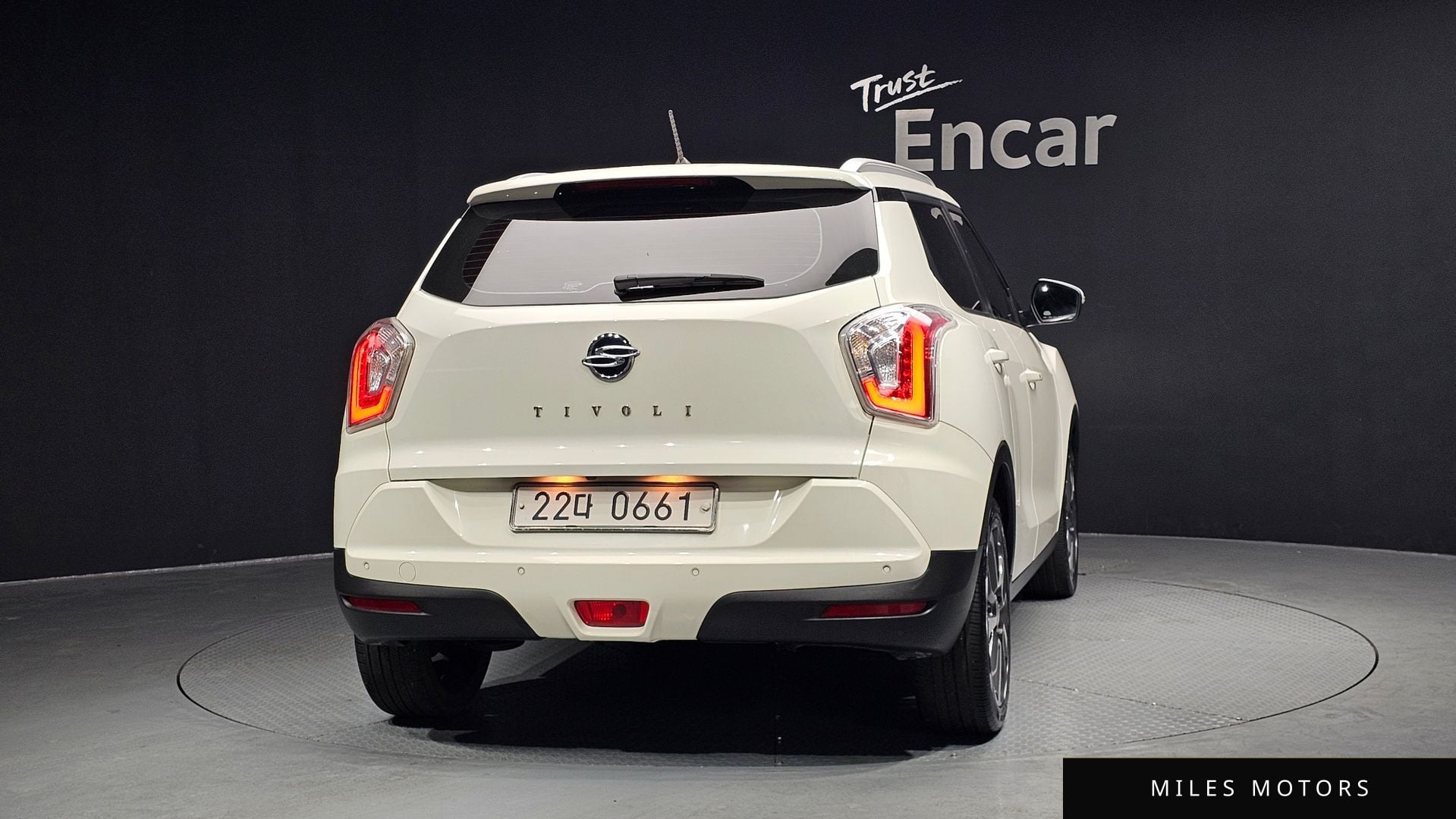 KG Mobility Tivoli 2016 — миниатюра 4