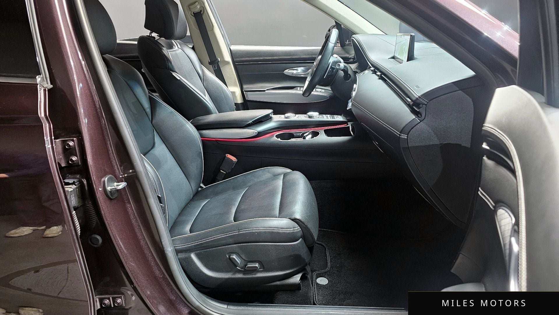 Genesis GV70 2021 — миниатюра 11