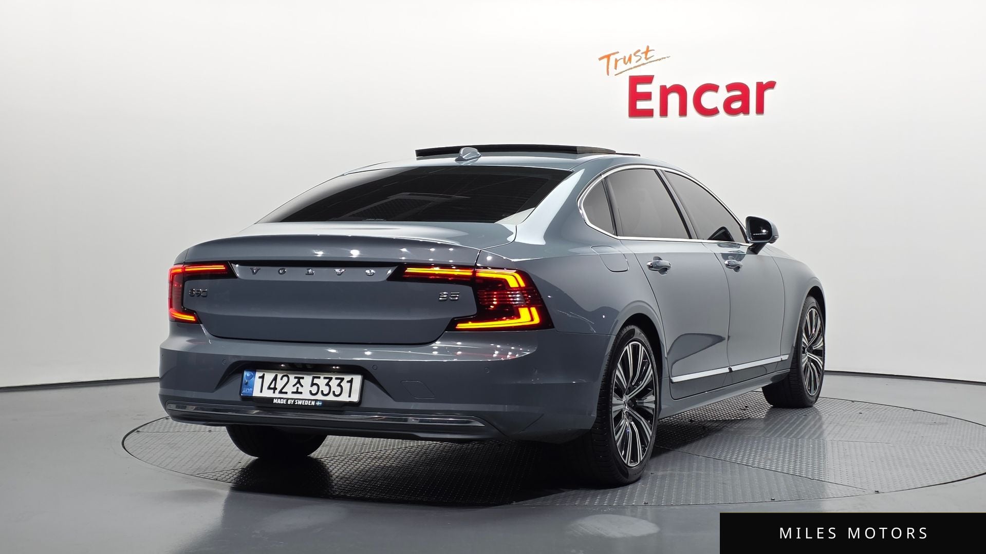 Volvo S90 2021 — миниатюра 2