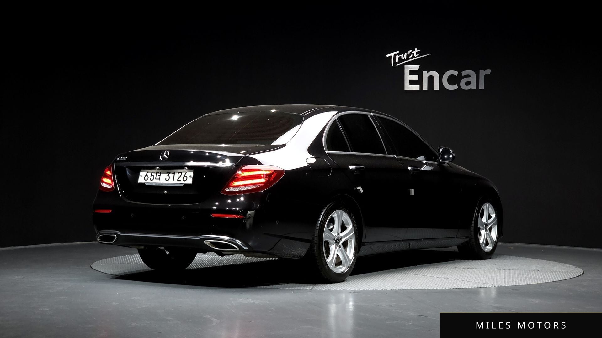 Mercedes-Benz E-Class W213 2018 — миниатюра 2
