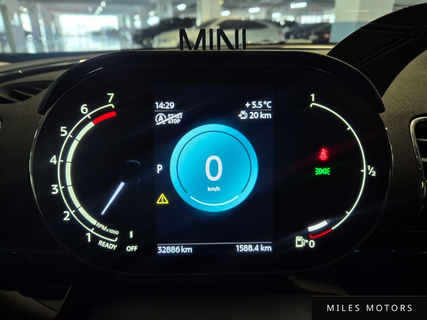 MINI Clubman 2023 — миниатюра 8