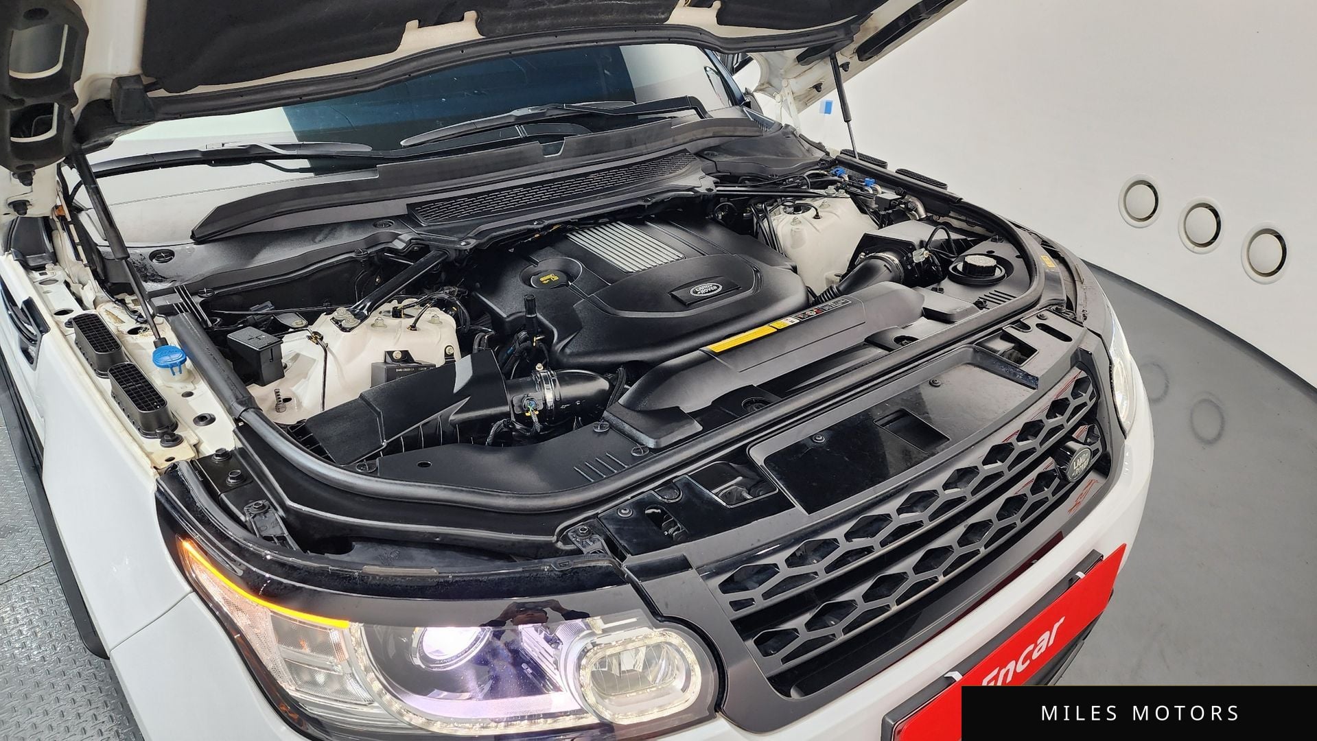 Land Rover Range Rover Sport 2016 — миниатюра 6