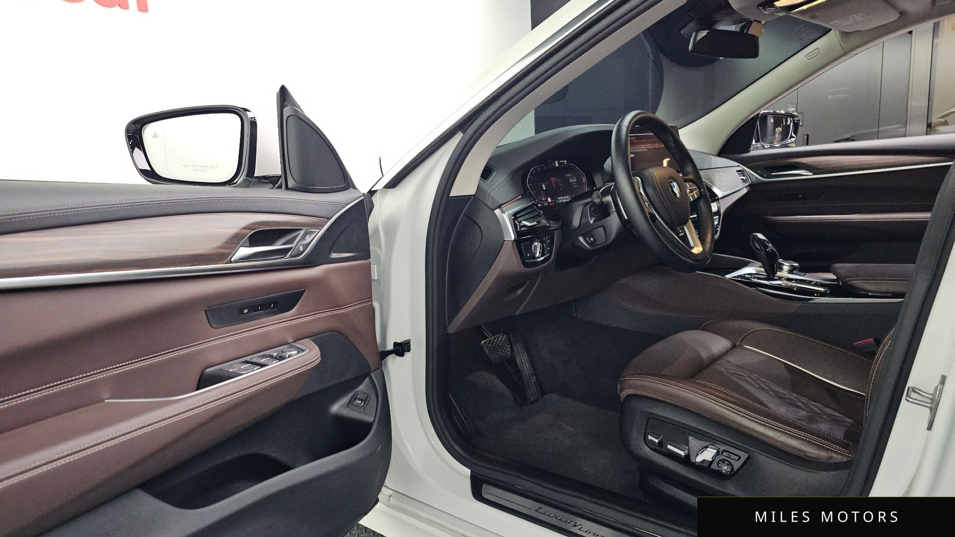 BMW 6 Series GT (G32) 2023 — миниатюра 10