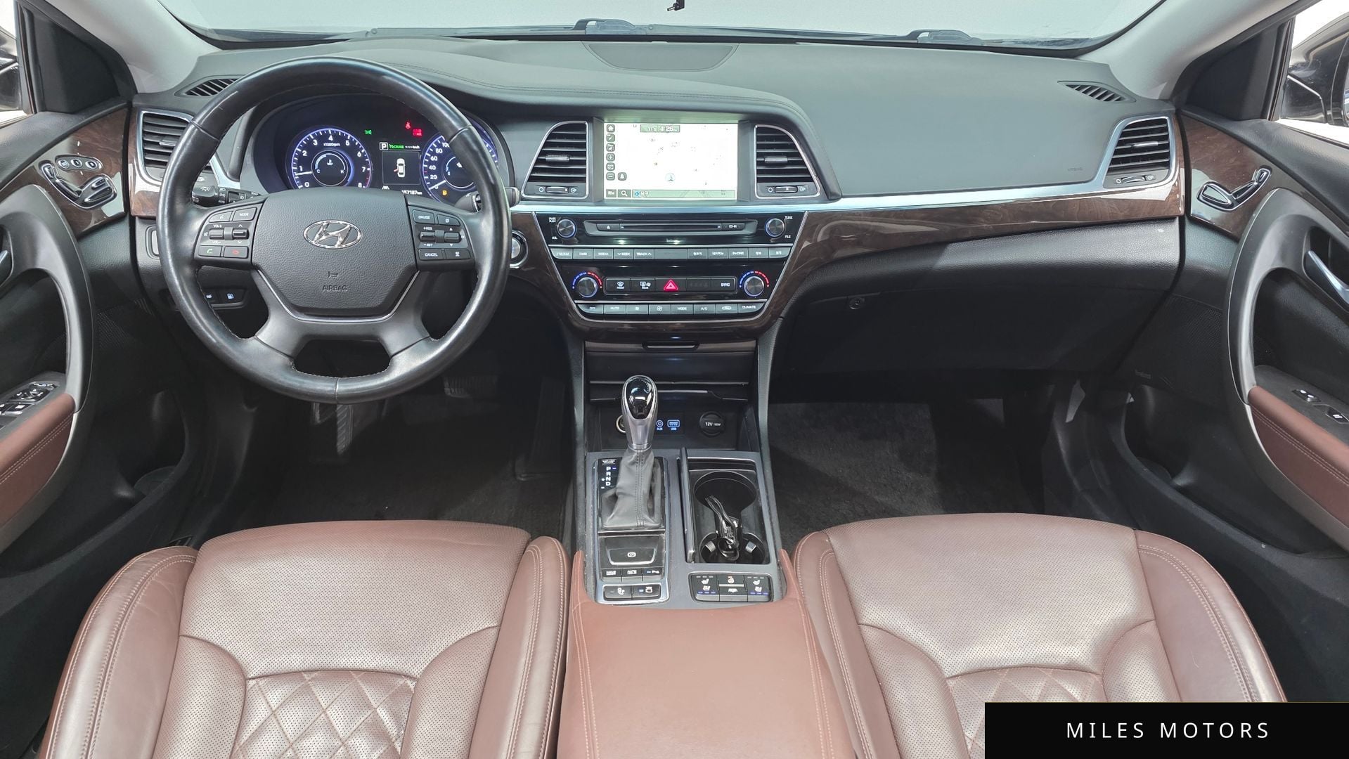Hyundai Aslan 2016 — миниатюра 7