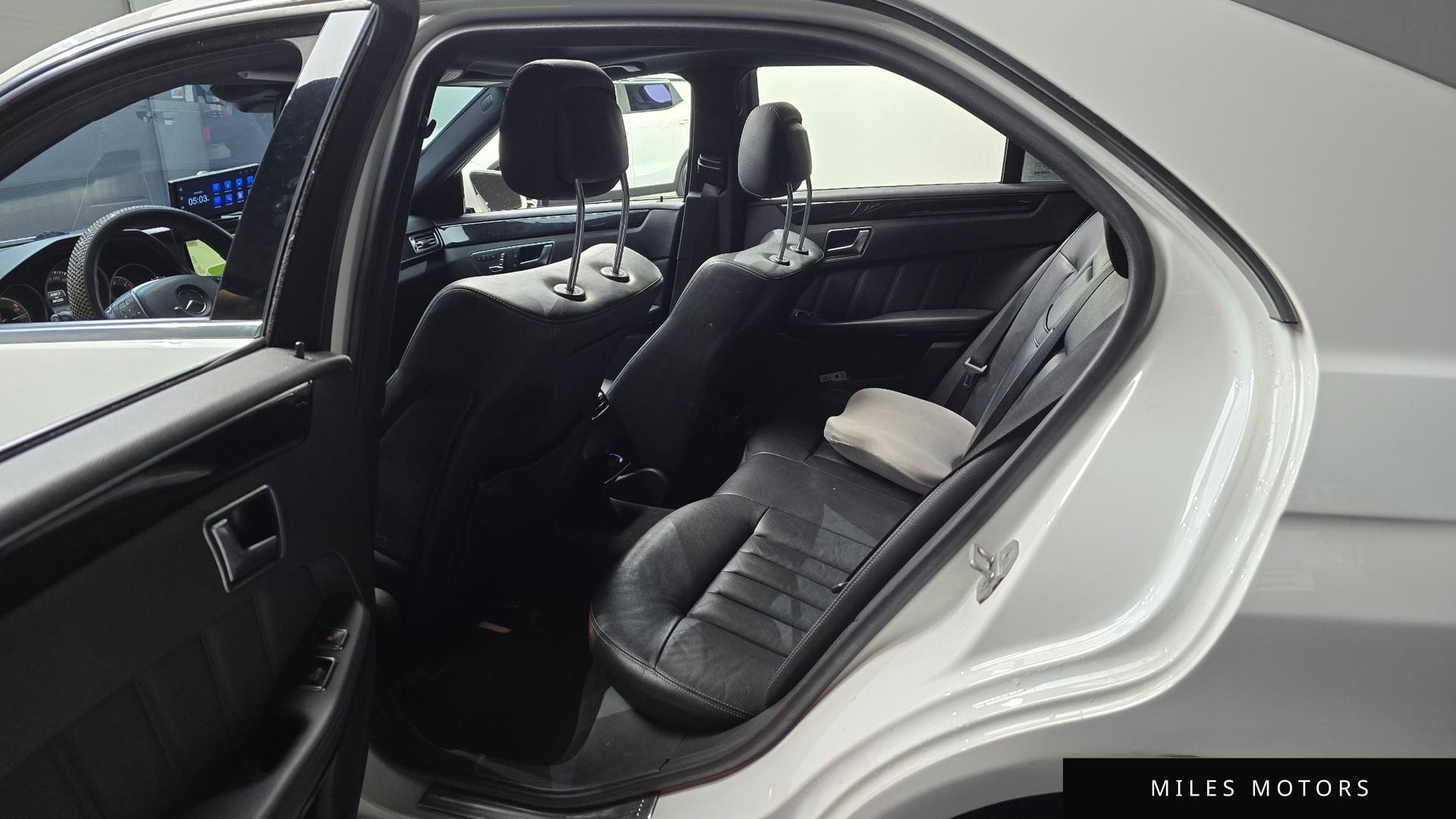 Mercedes-Benz E-Class W212 2014 — миниатюра 11
