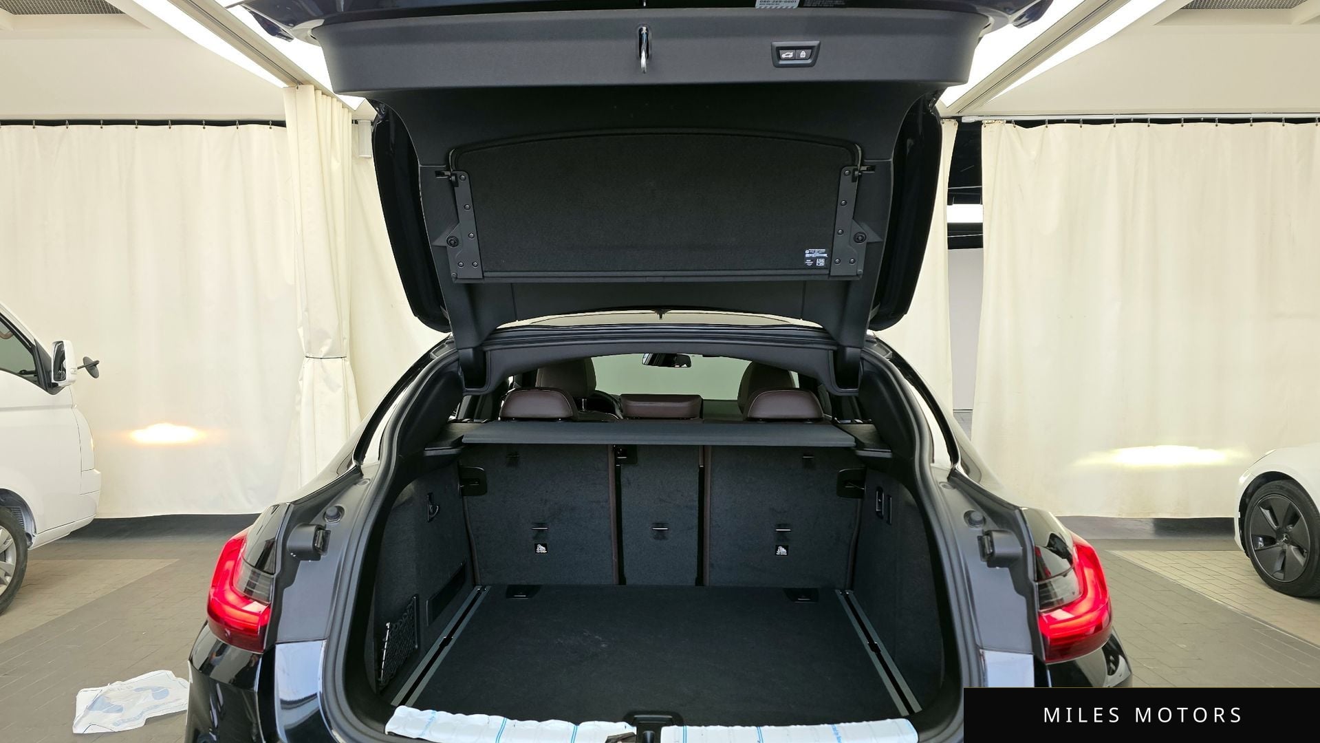 BMW X4 (G02) 2023 — миниатюра 20