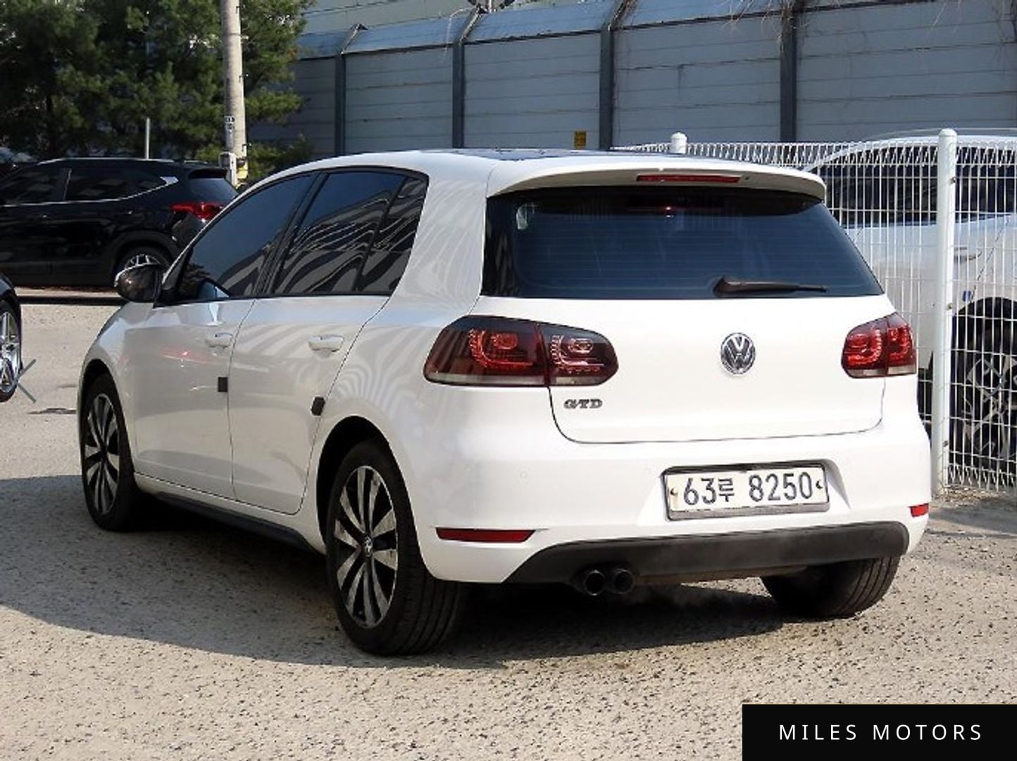 Volkswagen Golf 2011 — миниатюра 3