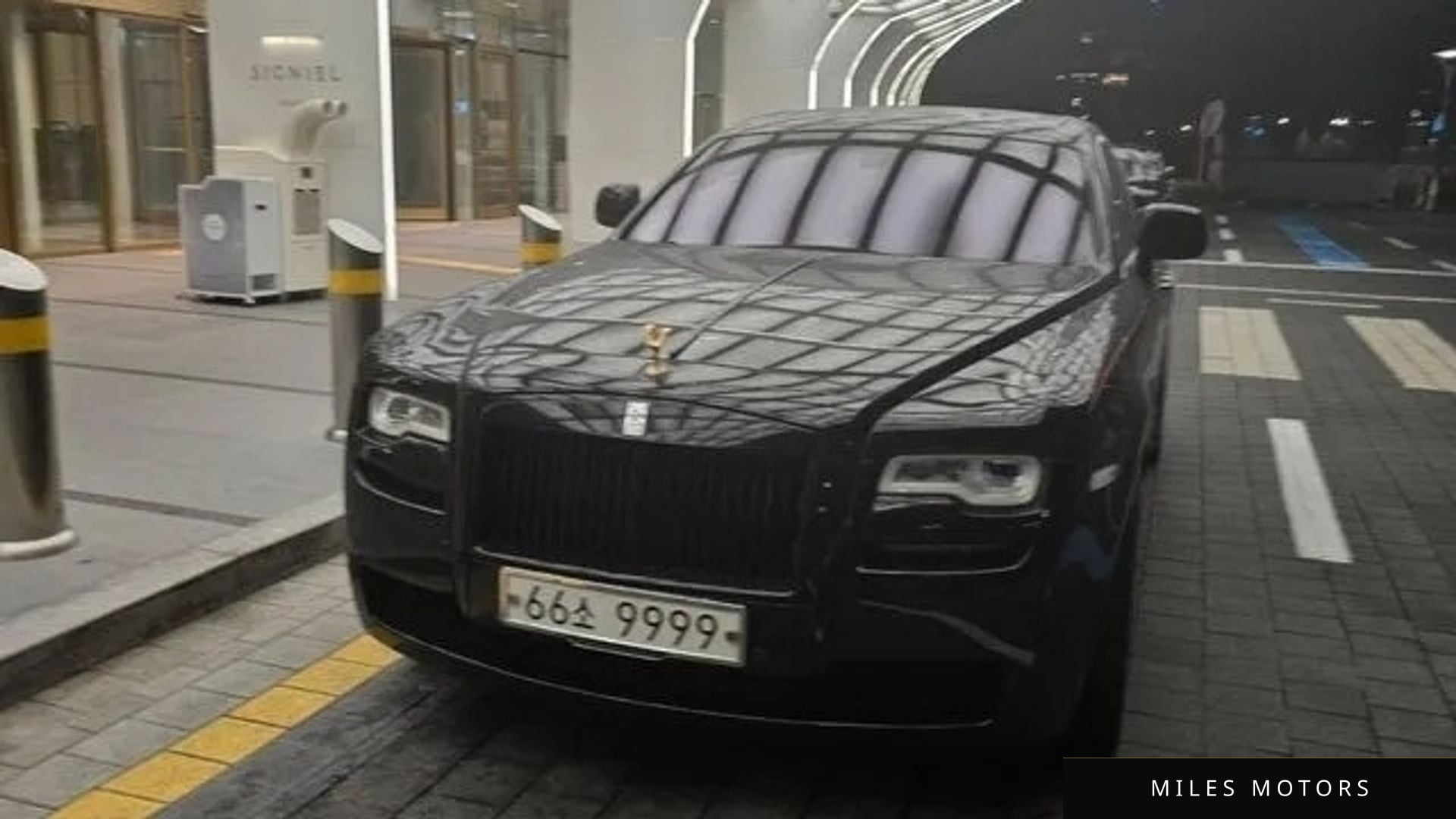Rolls-Royce 고스트 2011 — миниатюра 11