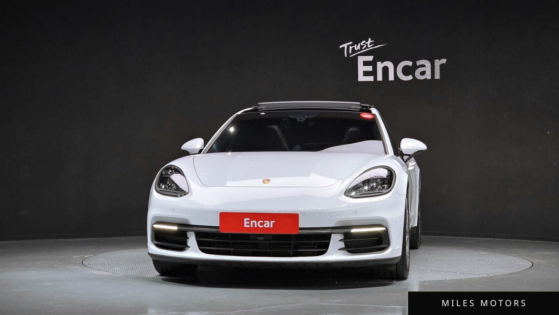 Porsche Panamera 2020 — миниатюра 3