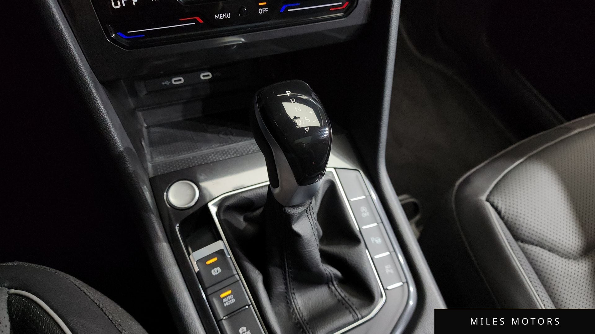 Volkswagen Tiguan 2024 — миниатюра 9