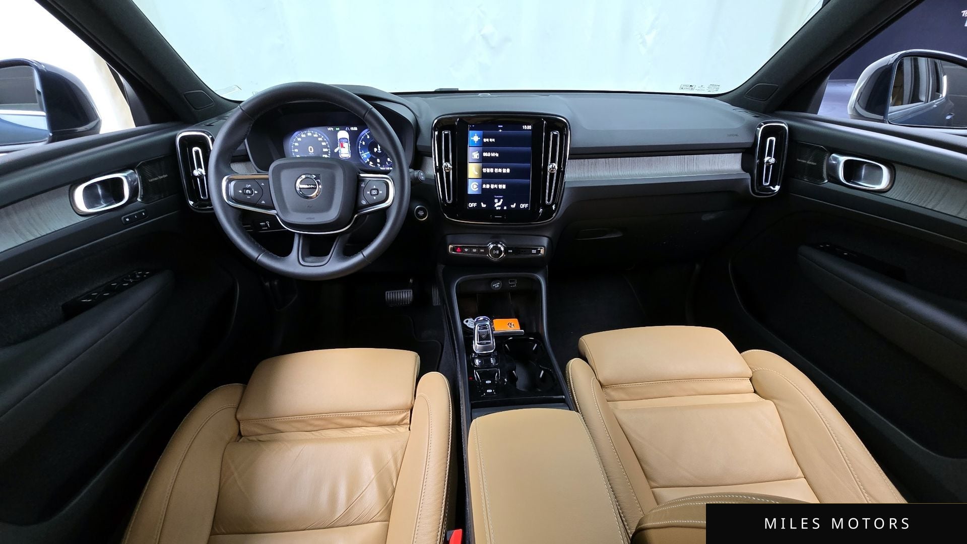 Volvo XC40 2022 — миниатюра 7
