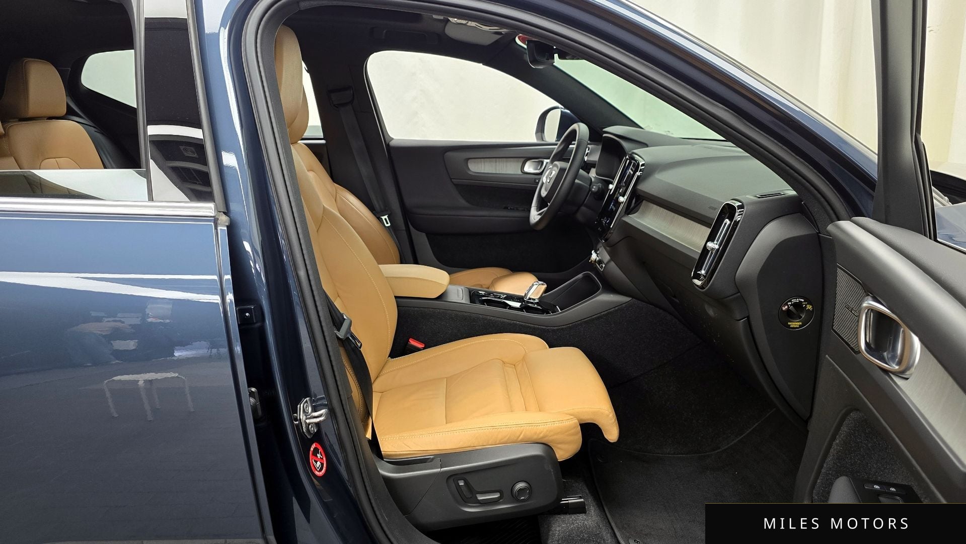 Volvo XC40 2022 — миниатюра 11