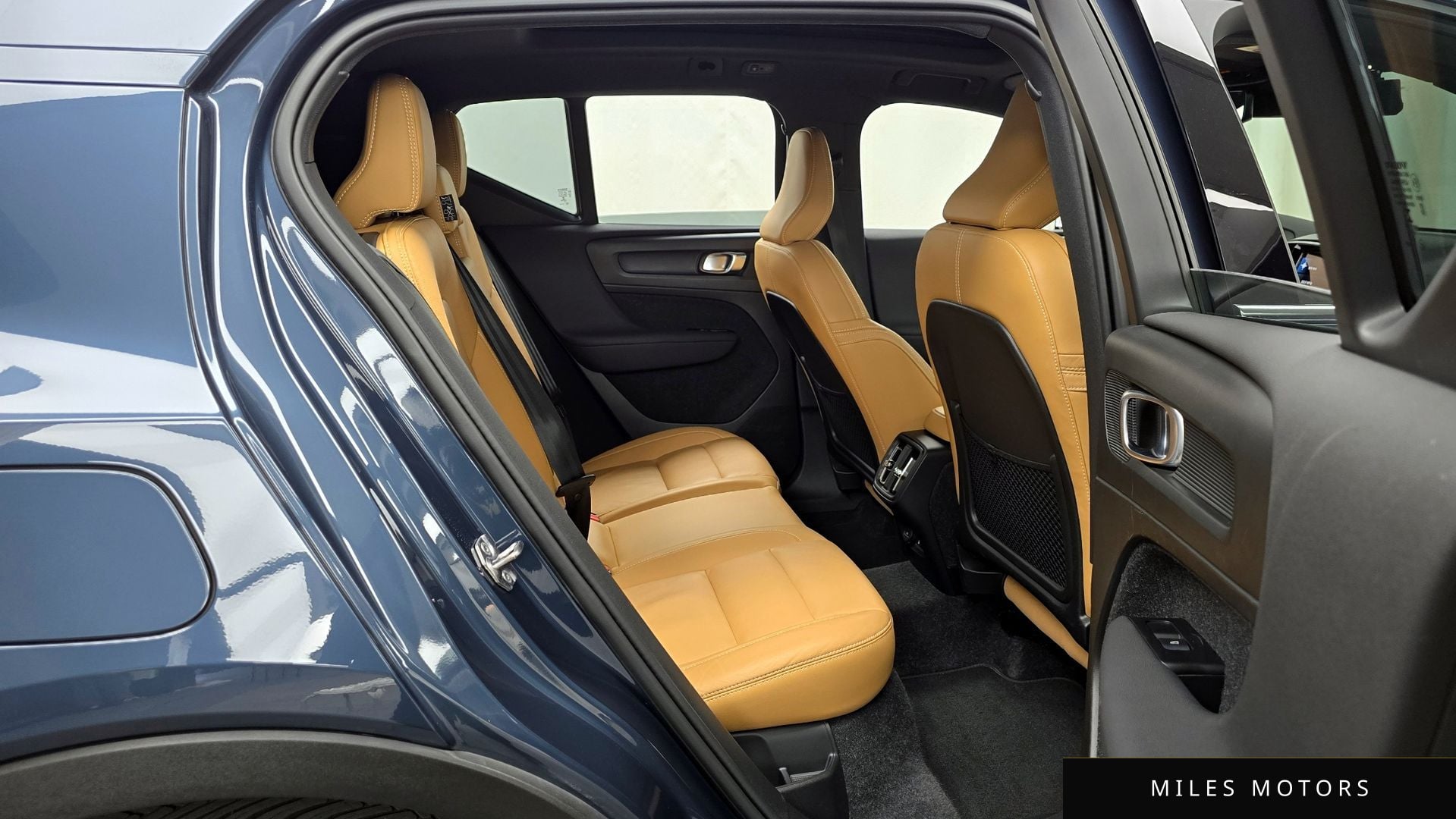 Volvo XC40 2022 — миниатюра 12