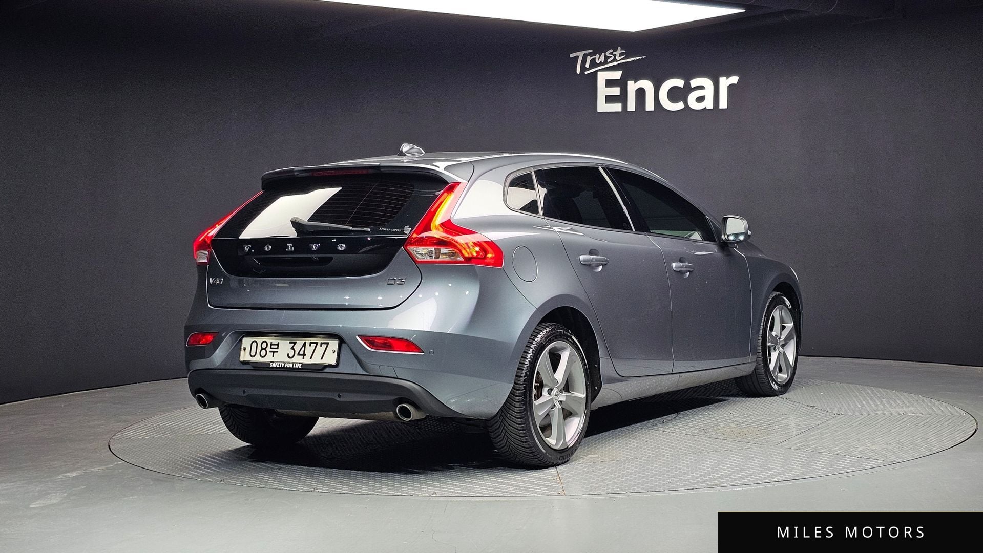 Volvo V40 2018 — миниатюра 2