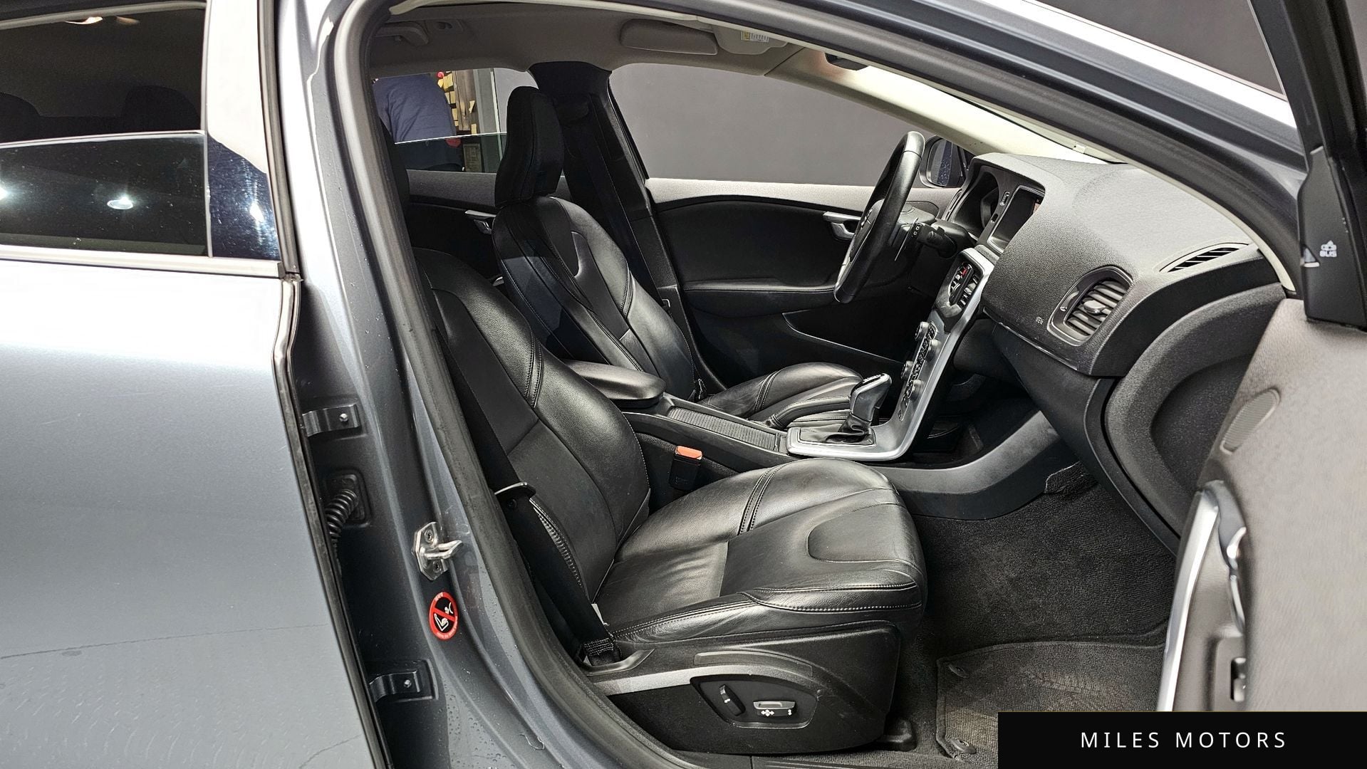 Volvo V40 2018 — миниатюра 10