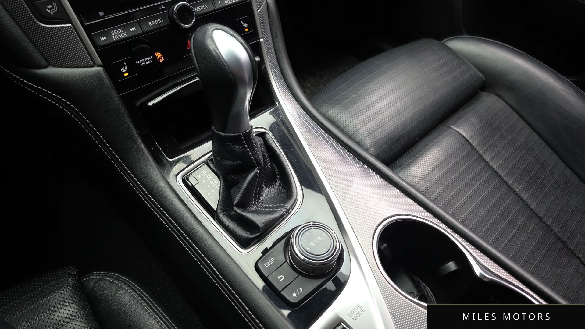 Infiniti Q50 2016 — миниатюра 9