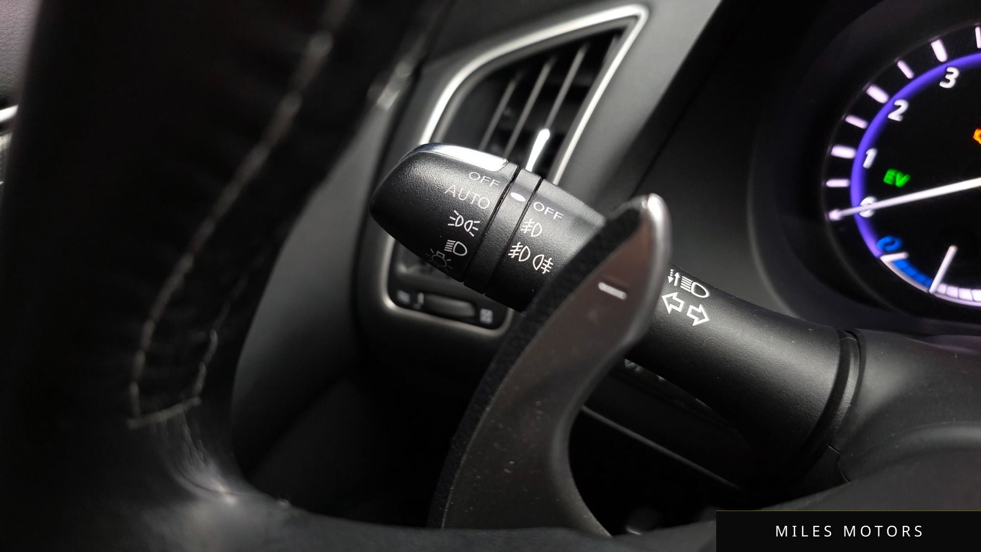 Infiniti Q50 2016 — миниатюра 18