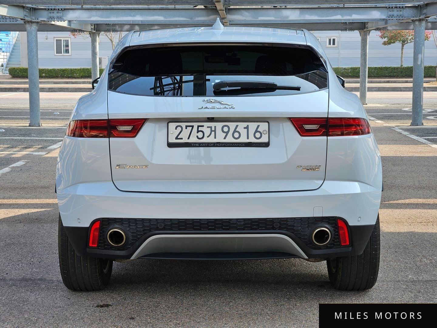Jaguar E-PACE 2018 — миниатюра 2