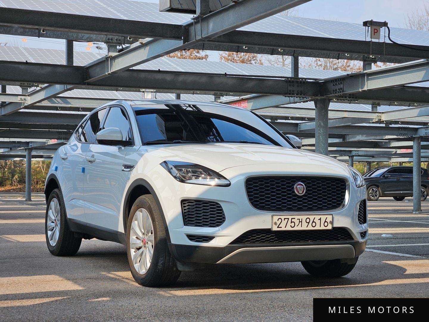 Jaguar E-PACE 2018 — миниатюра 3
