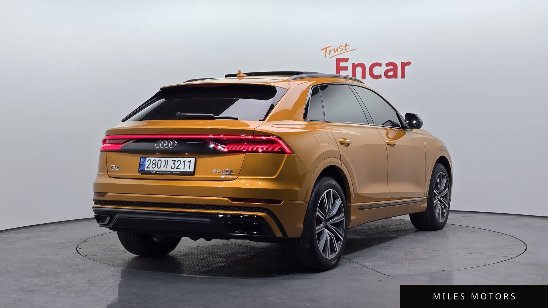 Audi Q8 (4M) 2021 — миниатюра 2