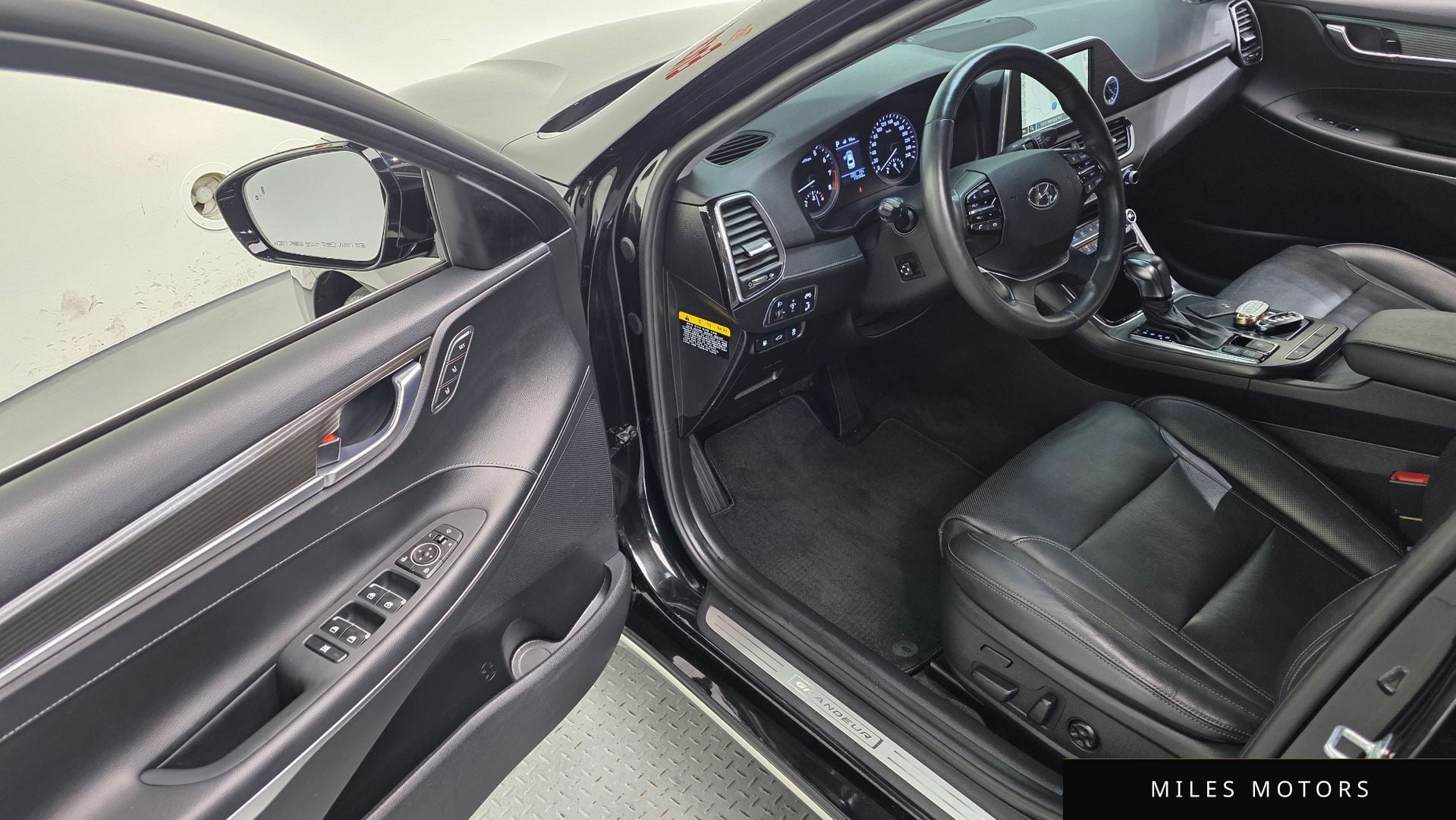 Hyundai Grandeur 2017 — миниатюра 11