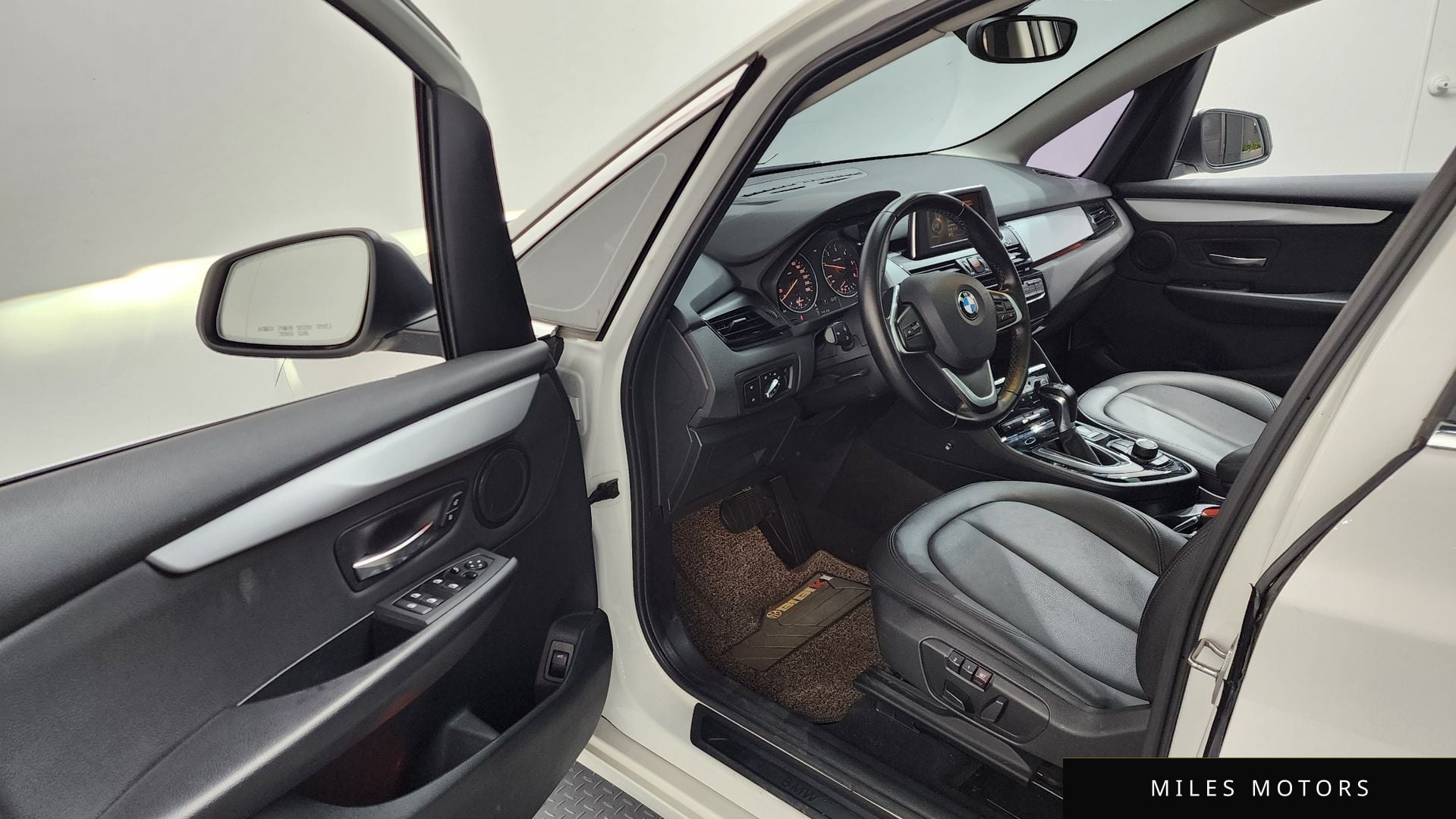 BMW 2-Series 2016 — миниатюра 10