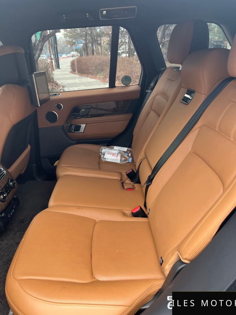 Land Rover Range Rover 2022 — миниатюра 7