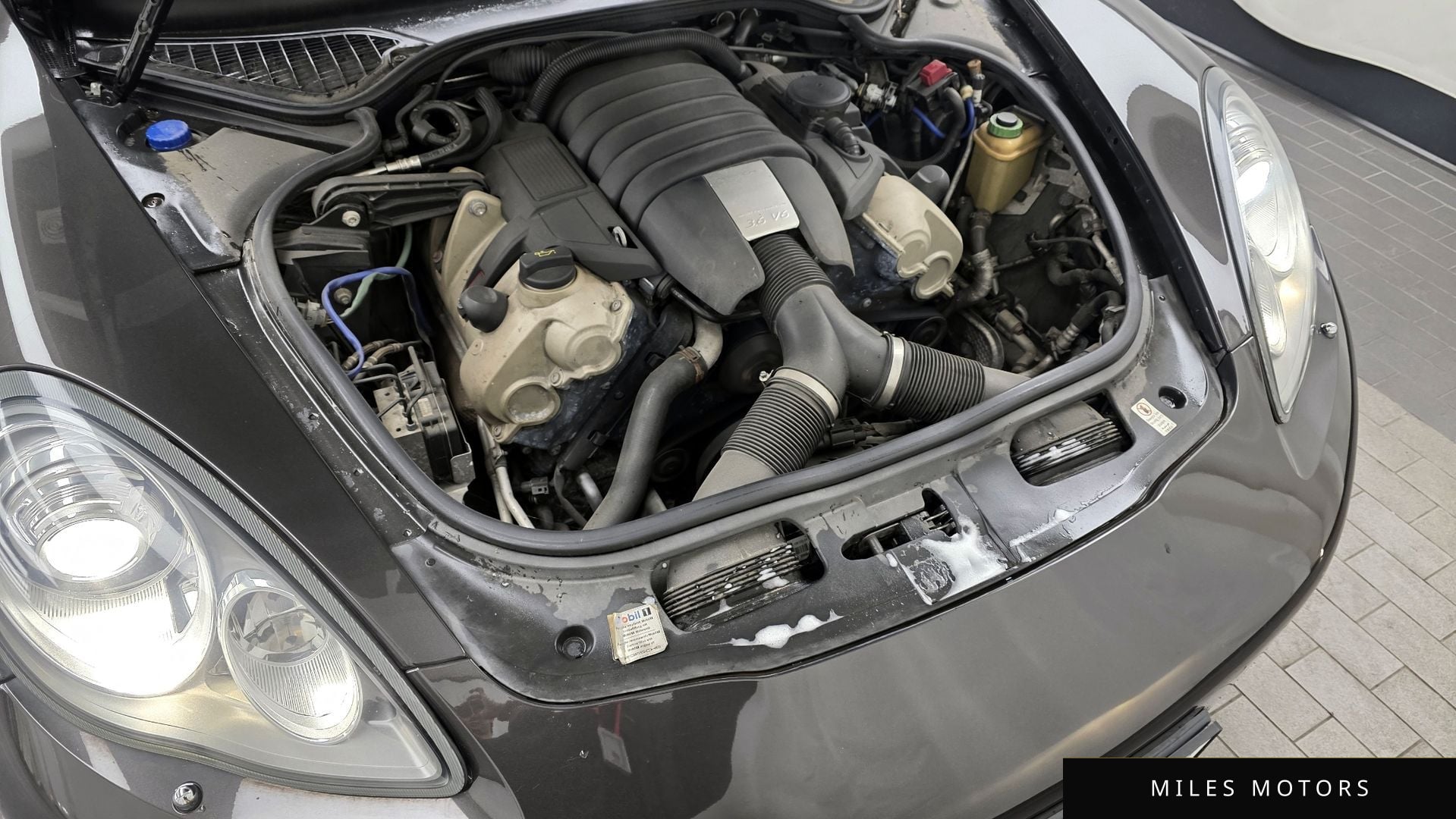 Porsche Panamera 2011 — миниатюра 6