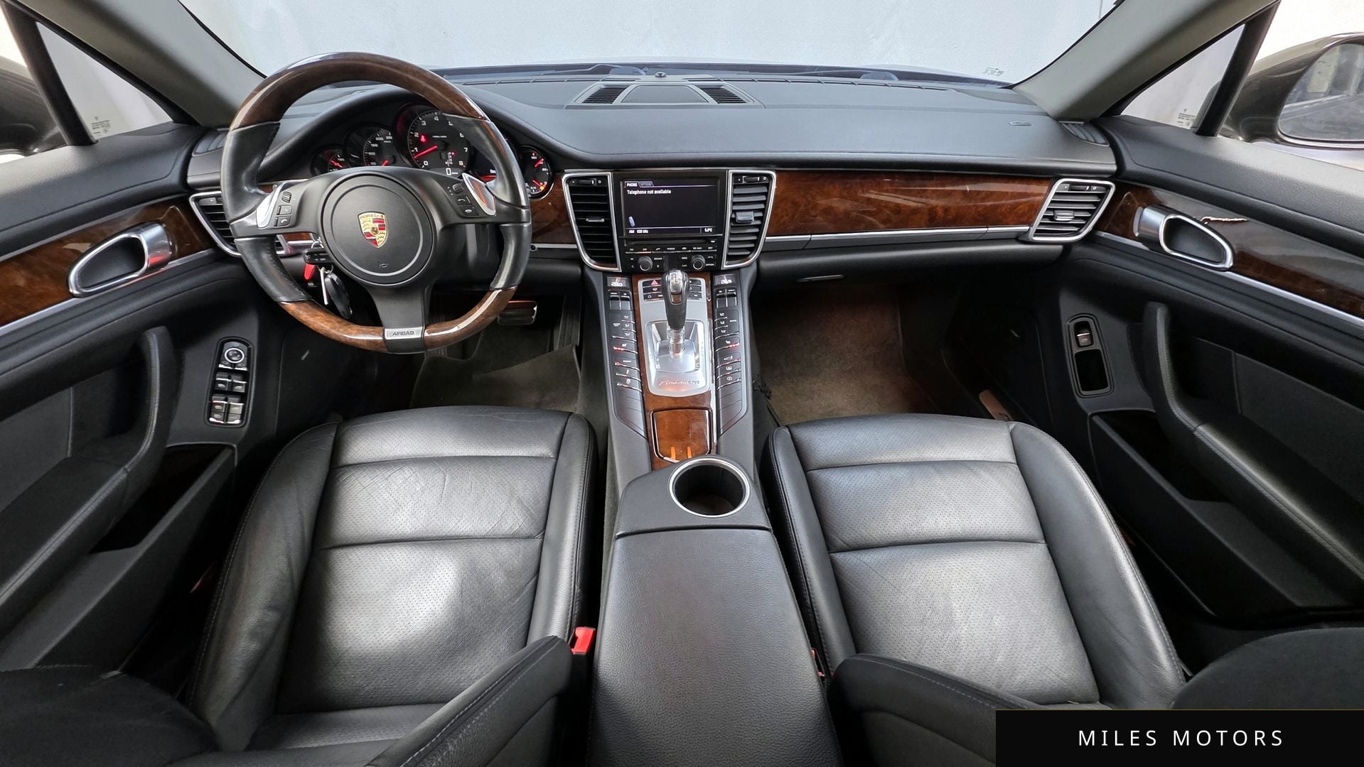 Porsche Panamera 2011 — миниатюра 7