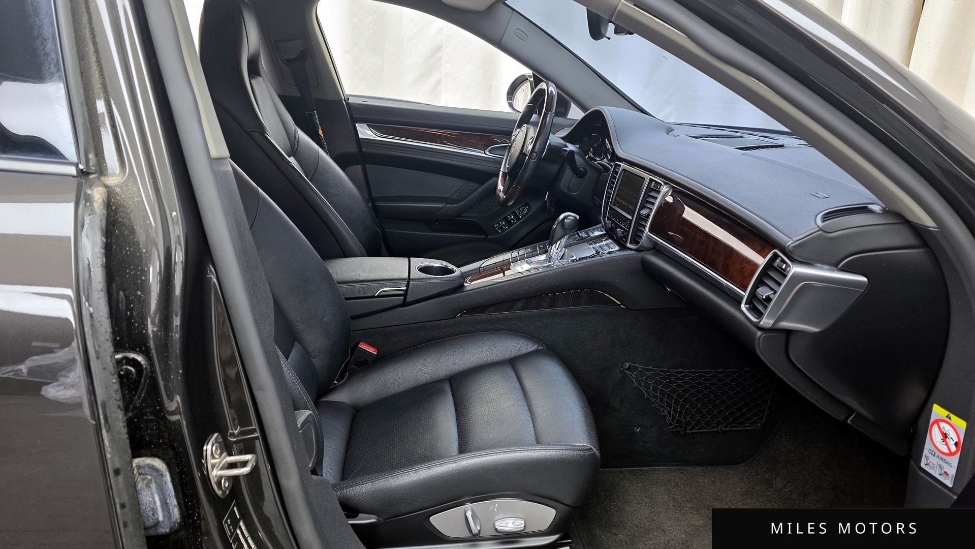 Porsche Panamera 2011 — миниатюра 11