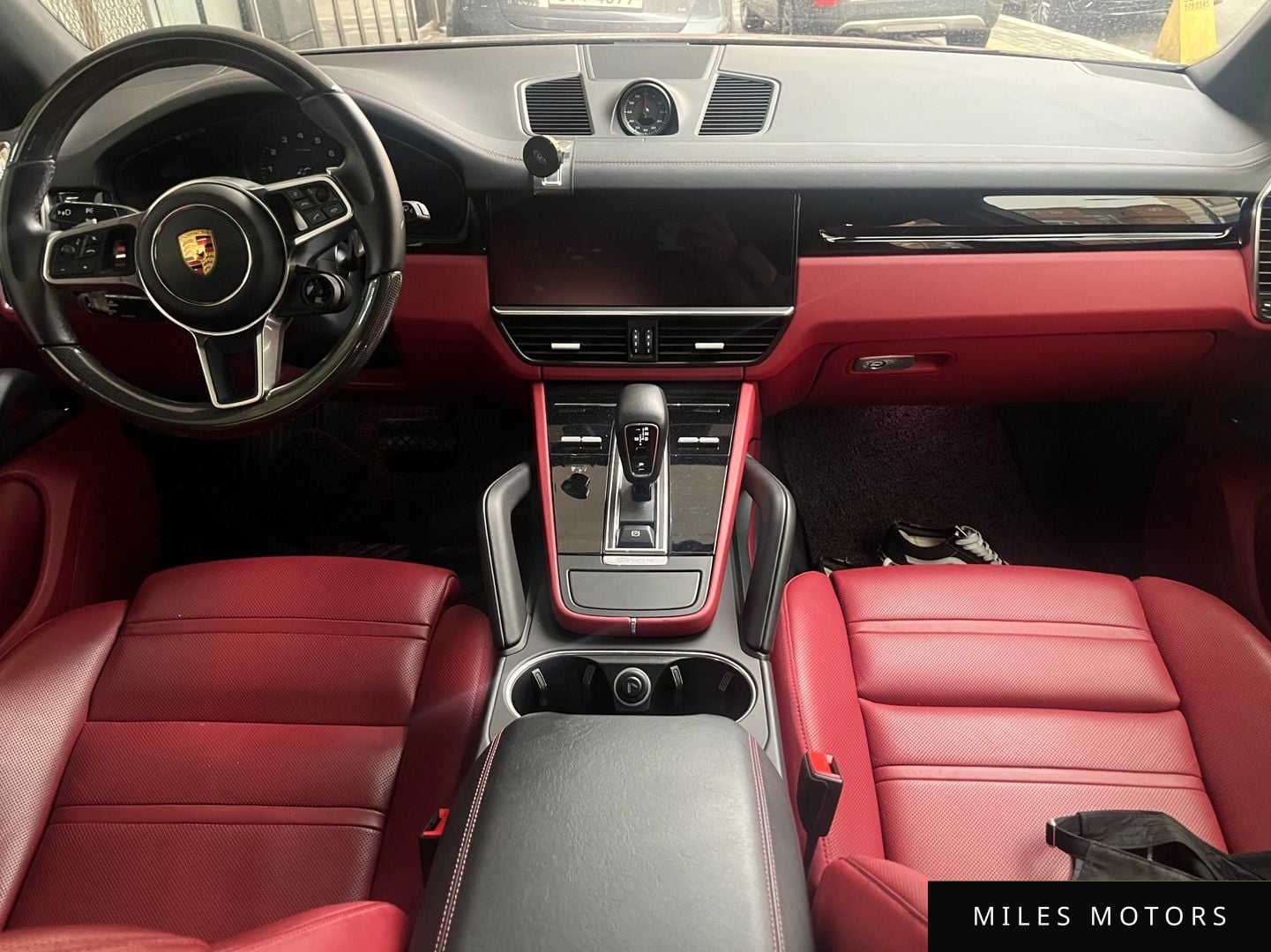 Porsche Cayenne 2021 — миниатюра 6