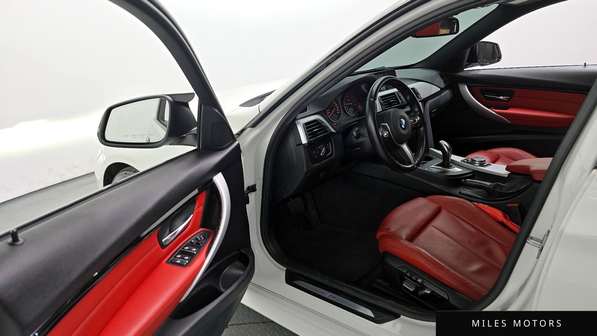 BMW 3 Series (F30) 2016 — миниатюра 10