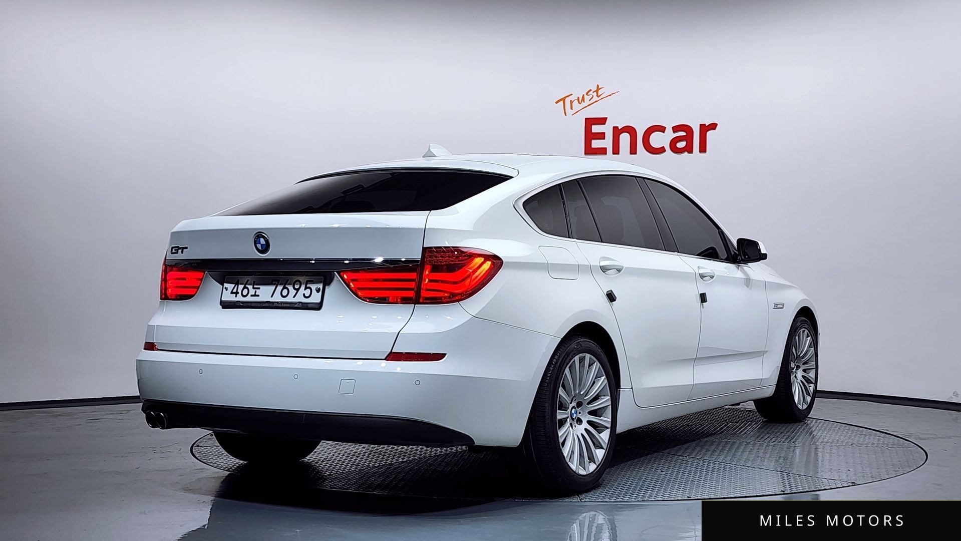 BMW 5시리즈 GT (F07) 2013 — миниатюра 2
