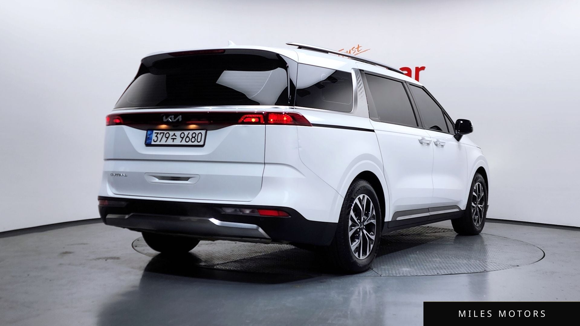 Kia Carnival 2023 — миниатюра 2