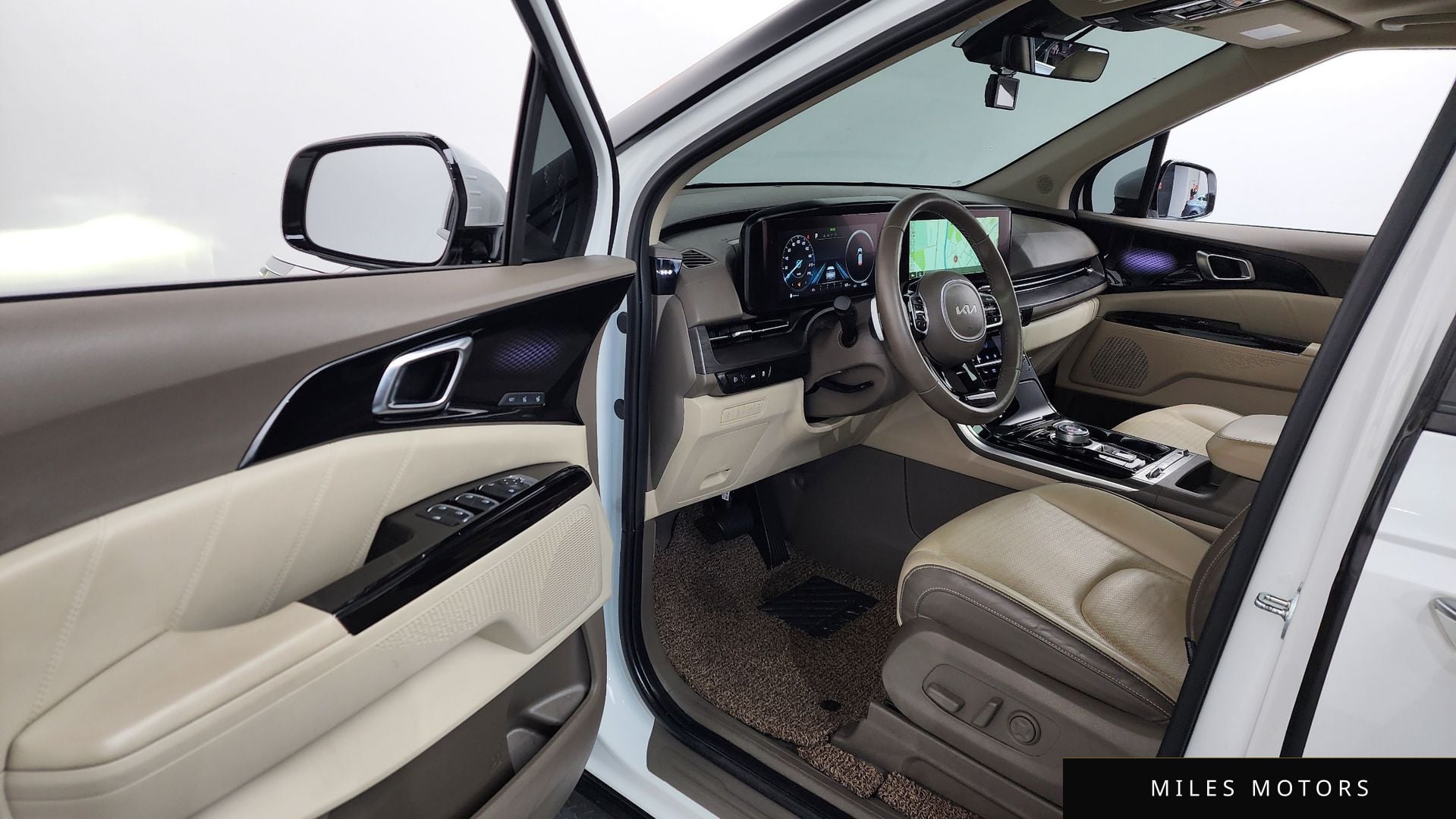 Kia Carnival 2023 — миниатюра 9