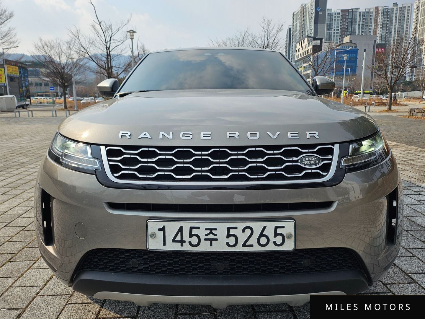Land Rover Range Rover Evoque 2020 — фото 1 из 12