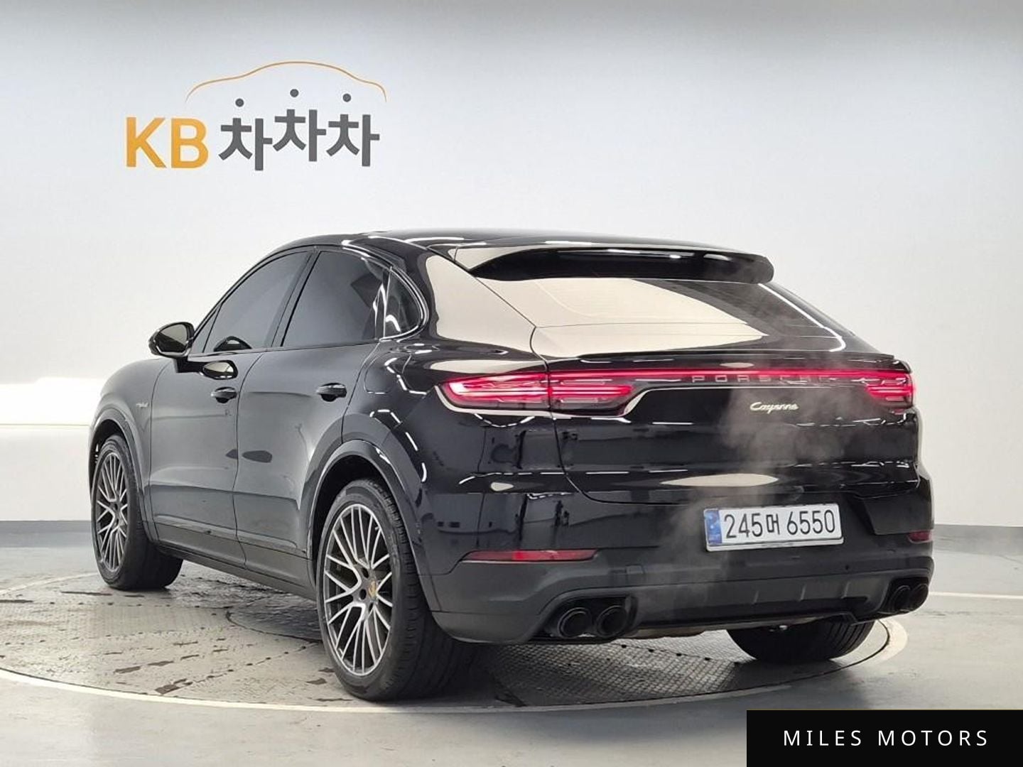 Porsche Cayenne 2022 — миниатюра 2