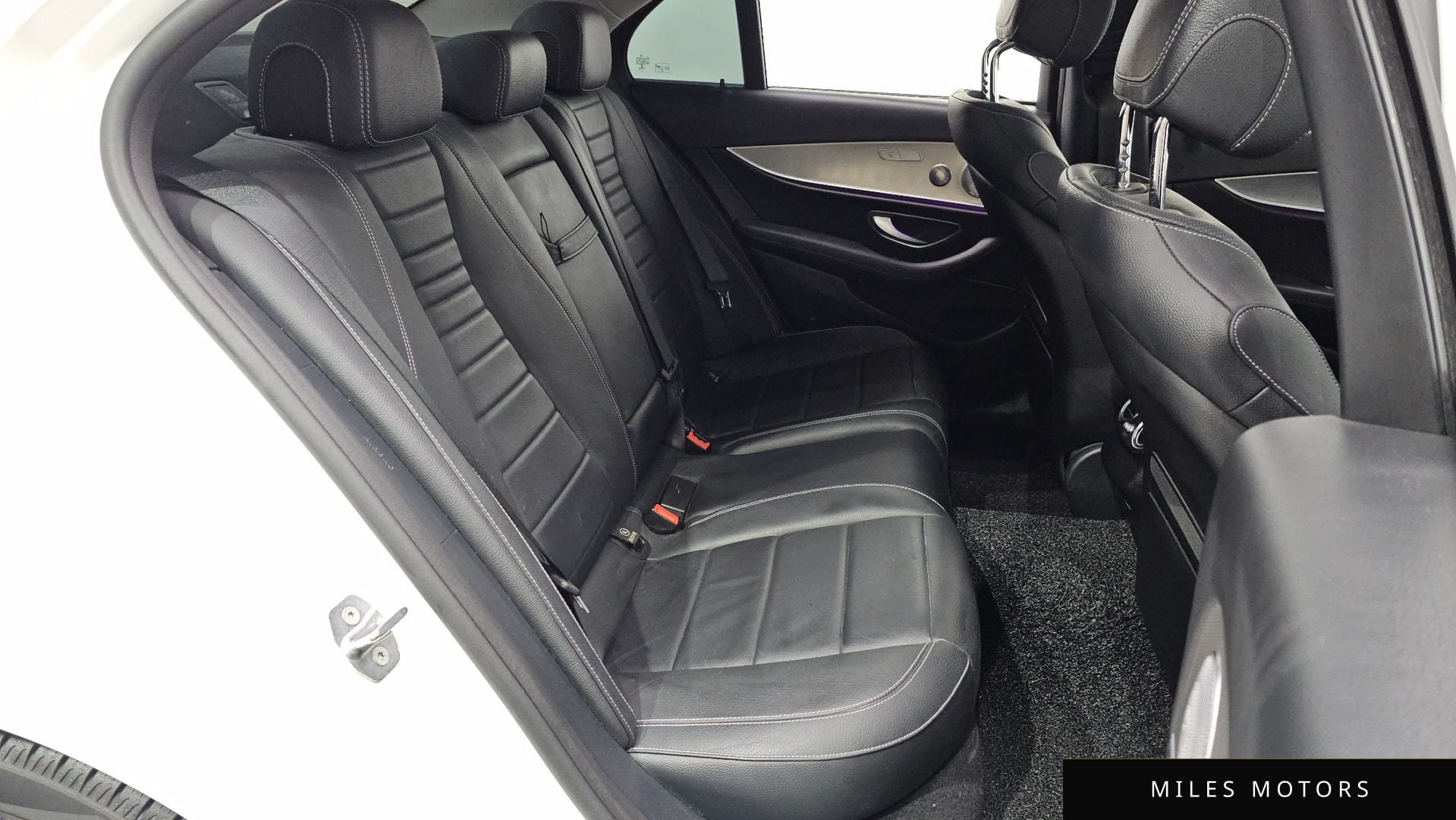 Mercedes-Benz E-클래스 W213 2017 — миниатюра 12