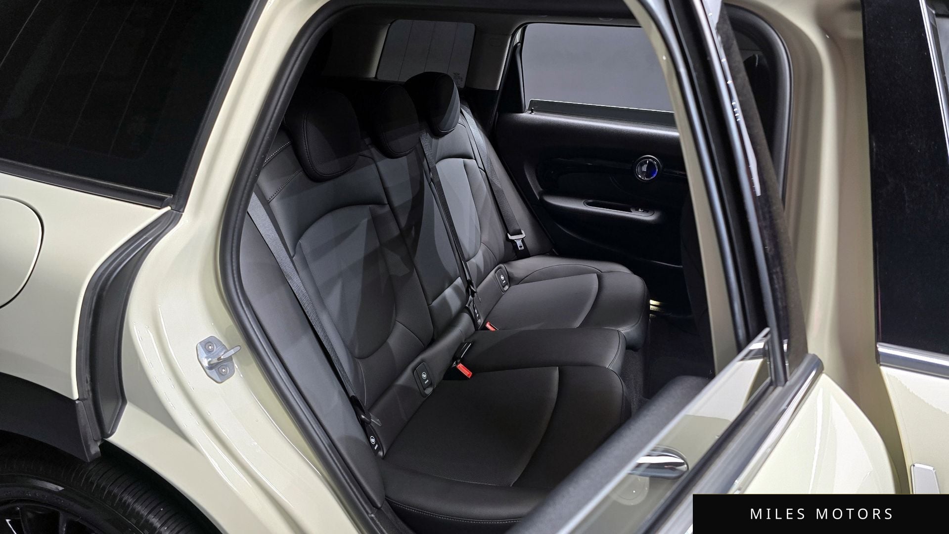 MINI Clubman 2020 — миниатюра 12
