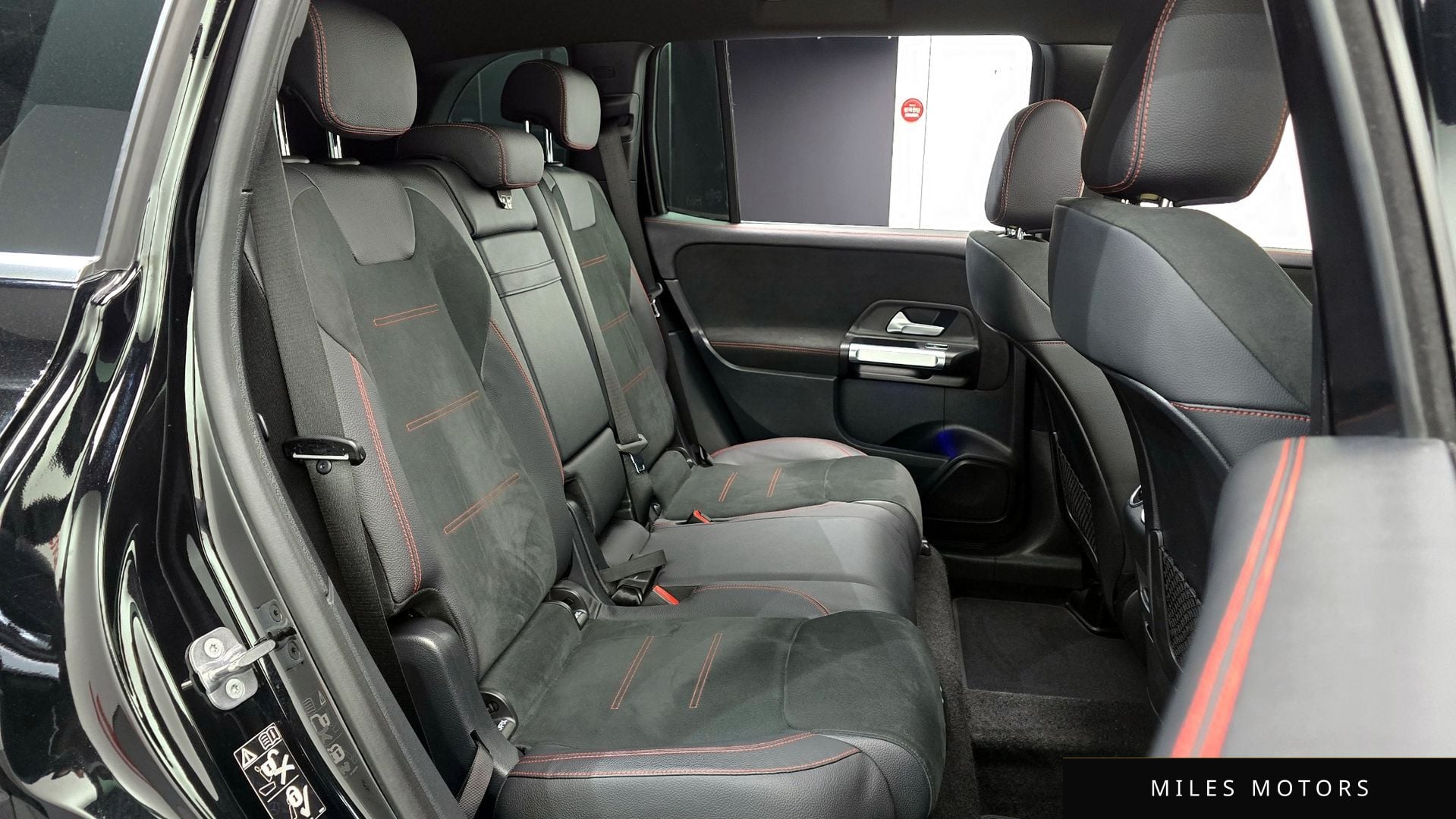 Mercedes-Benz GLB-Class X247 2023 — миниатюра 12