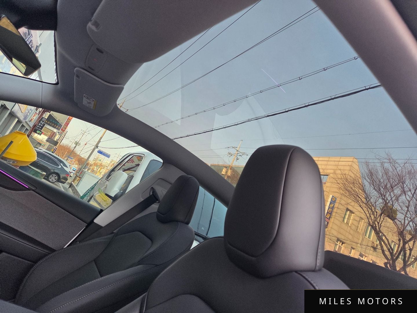 Tesla Model Y 2025 — миниатюра 11