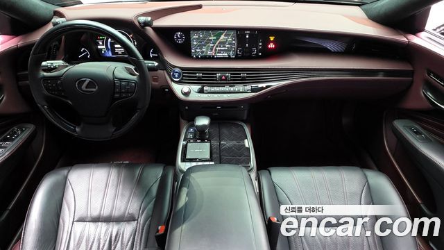 Лексус LS500h 2020 — миниатюра 14
