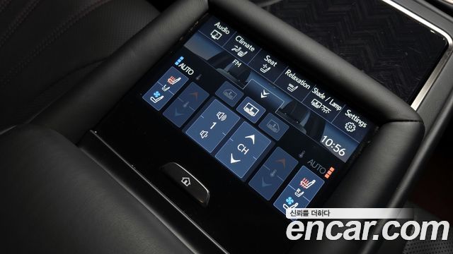 Лексус LS500h 2020 — миниатюра 22