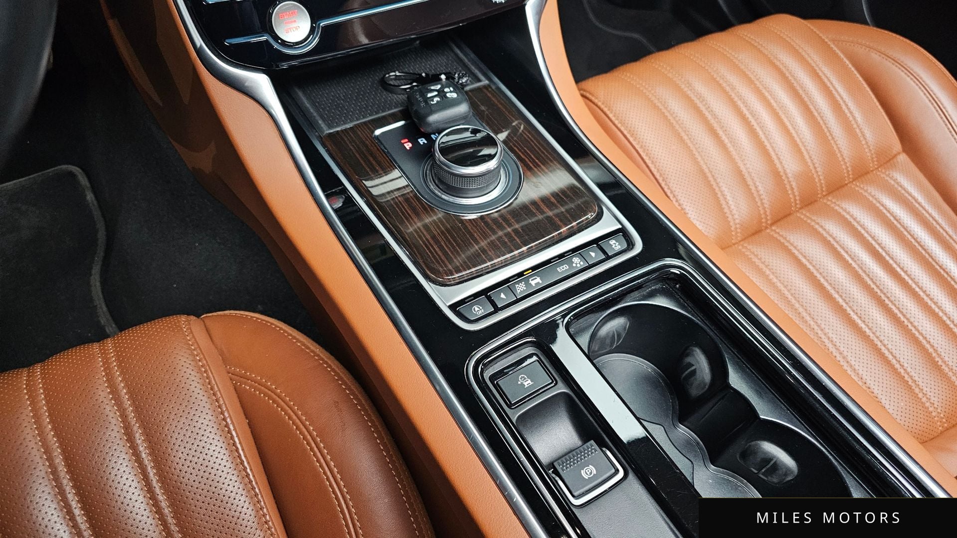 Jaguar XF (X260) 2019 — миниатюра 9