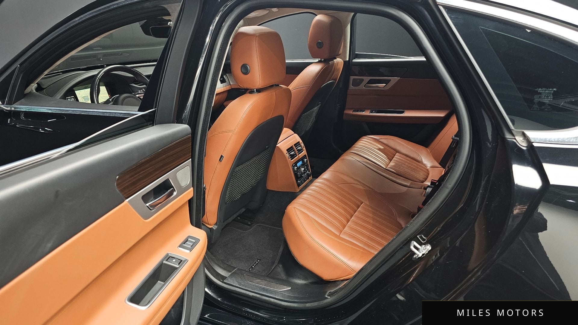 Jaguar XF (X260) 2019 — миниатюра 12